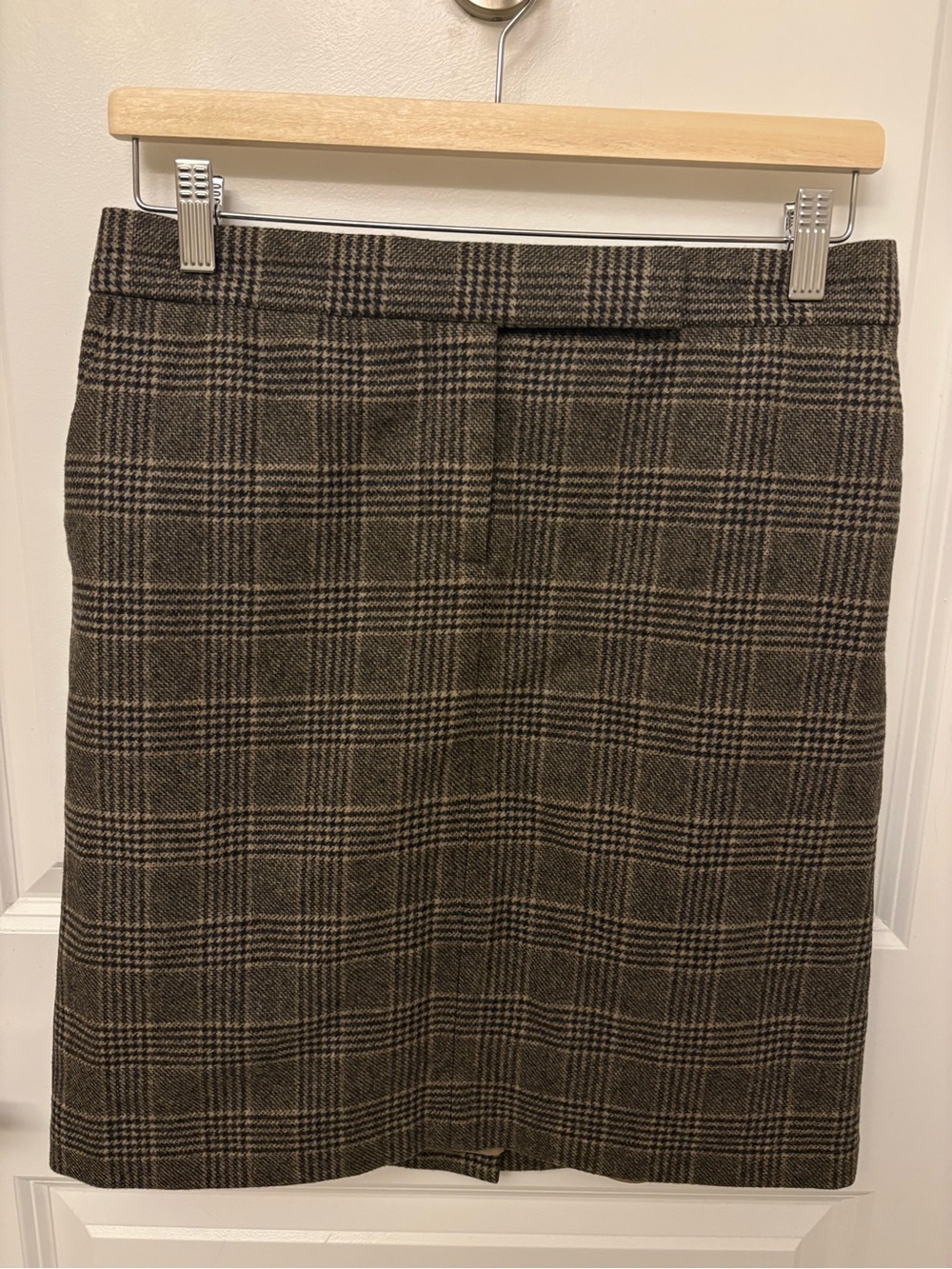J.Crew Brown Plaid Wool Pencil Skirt Size 4 Academia Preppy Office Skirt